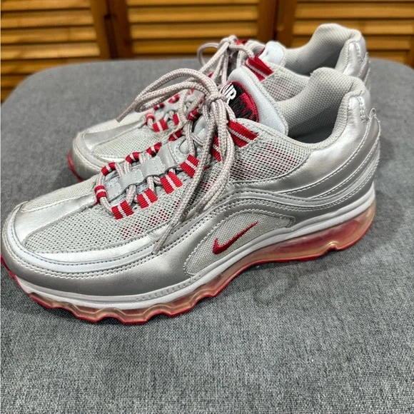 Nike Silver and Red Women's Sneakers - Picture 1 of 8